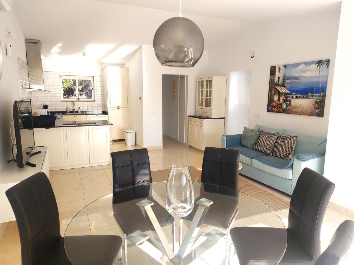 Casa Platero - Bungalow With Jacuzzi And Pool La Playa de Tauro 외부 사진
